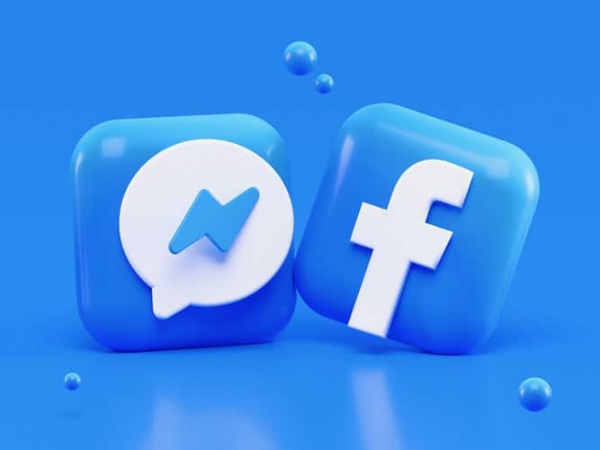 Image of a Facebook logo, in an article to help you discover the main benefits of local social media accounts for businesses, plus the main setbacks. Decide what’s right for you.