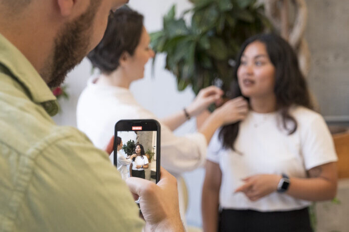 Vertical videos are becoming one of the most effective LinkedIn content trends in 2025