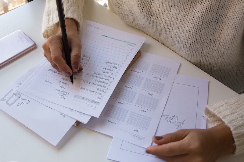 Keeping a to-do list is one of the best calendar management tips 